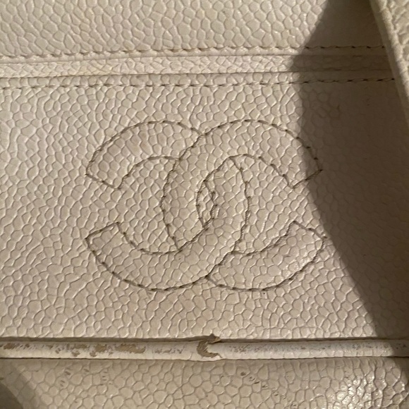 Vintage White Authentic Chanel Backpack - Picture 2 of 7